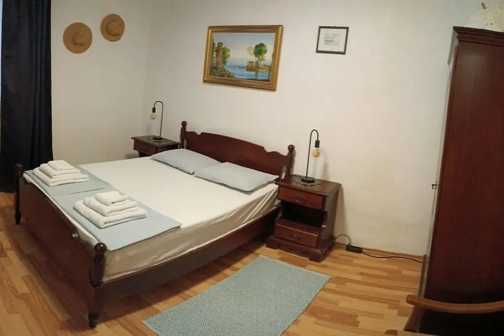 דירות פג House Festini Madona 0*,  קרואטיה