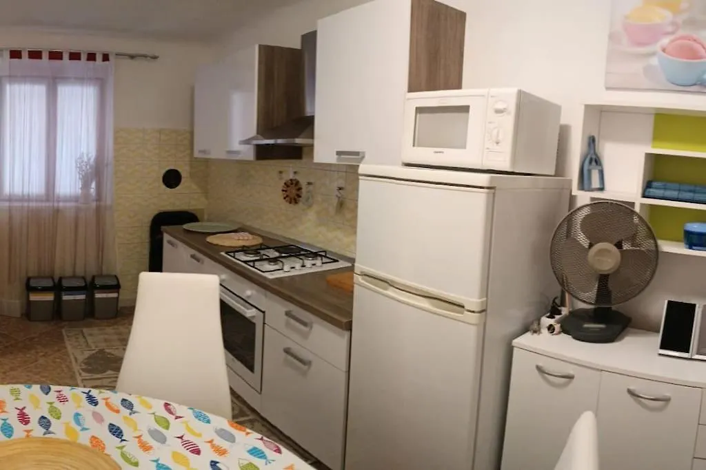 Ferienwohnung House Festini Madona Pag Town Apartment
